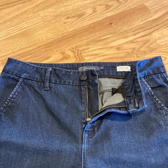 Anthropologie ‘Level 99’ jeans - Picture 2 of 3